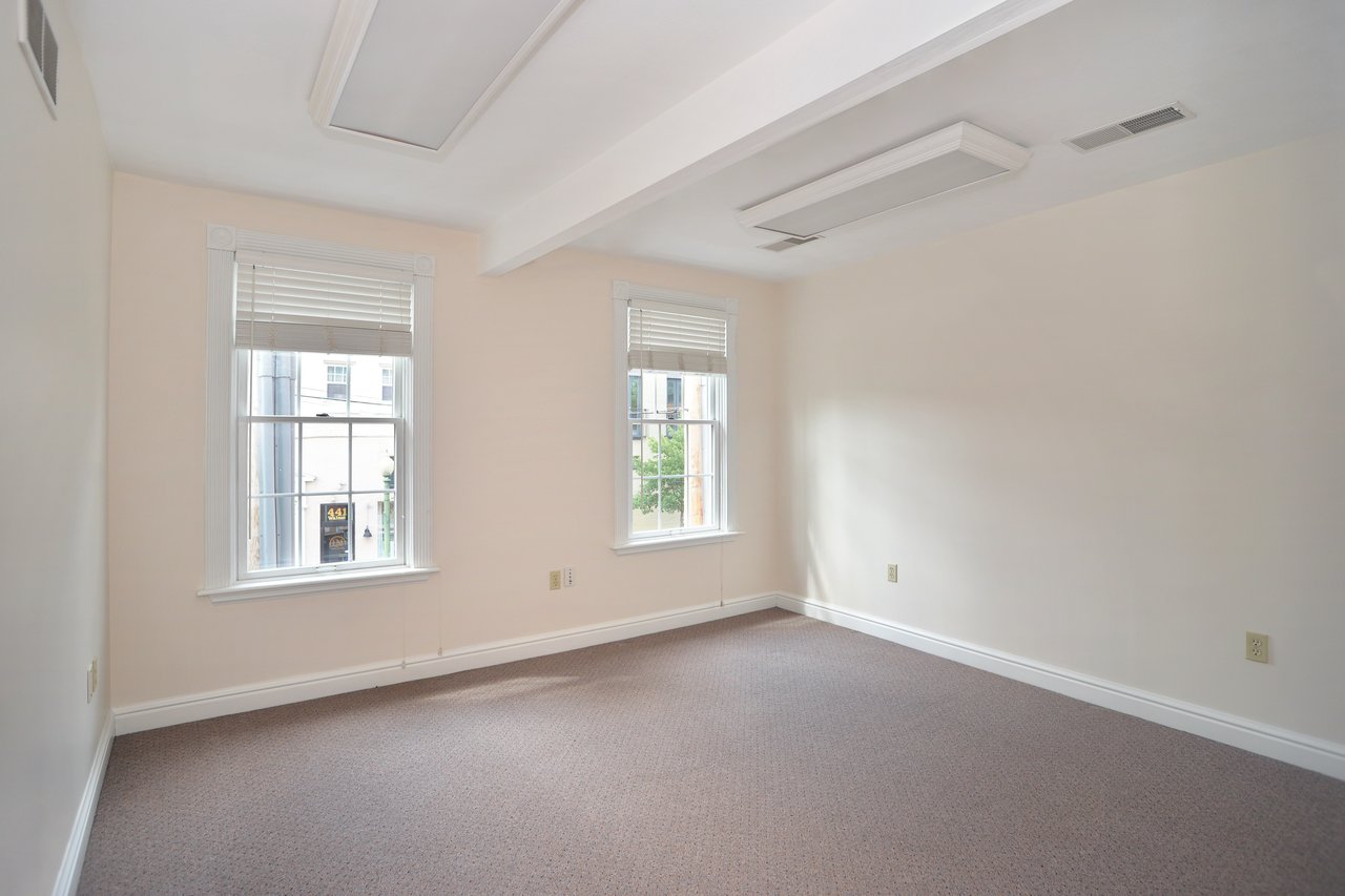 438 Walnut St Sewickley PA 15143 Large Office Space for Lease