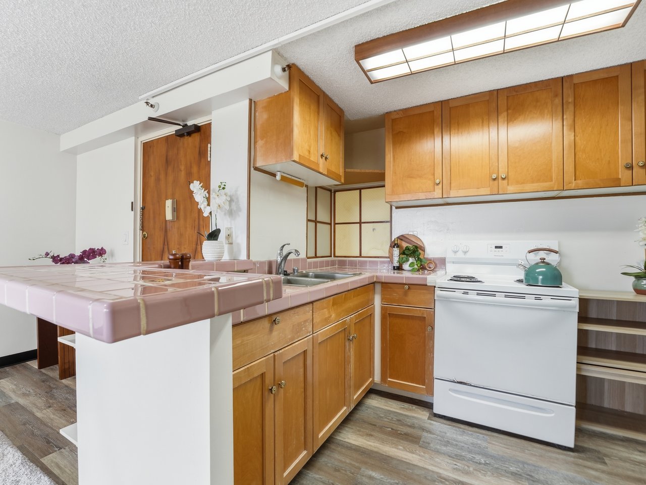 2724 Kahoaloha Lane Unit #1805