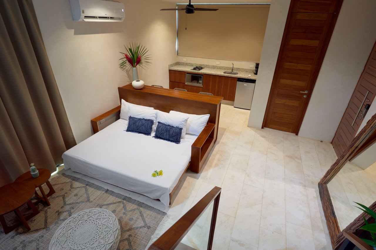 Casa Lucas | 3BR Jungle Villa w/ Rooftop Pool