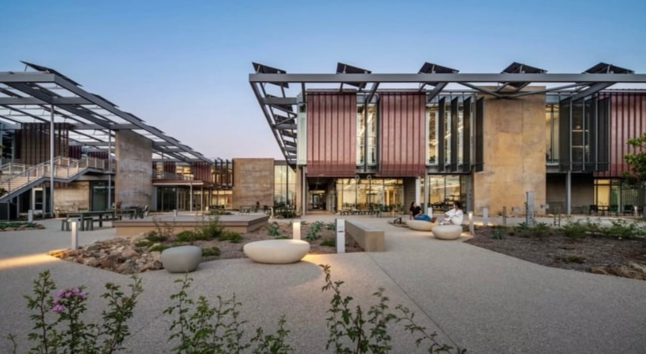 Neighborhood Highlight: Malibu High School  