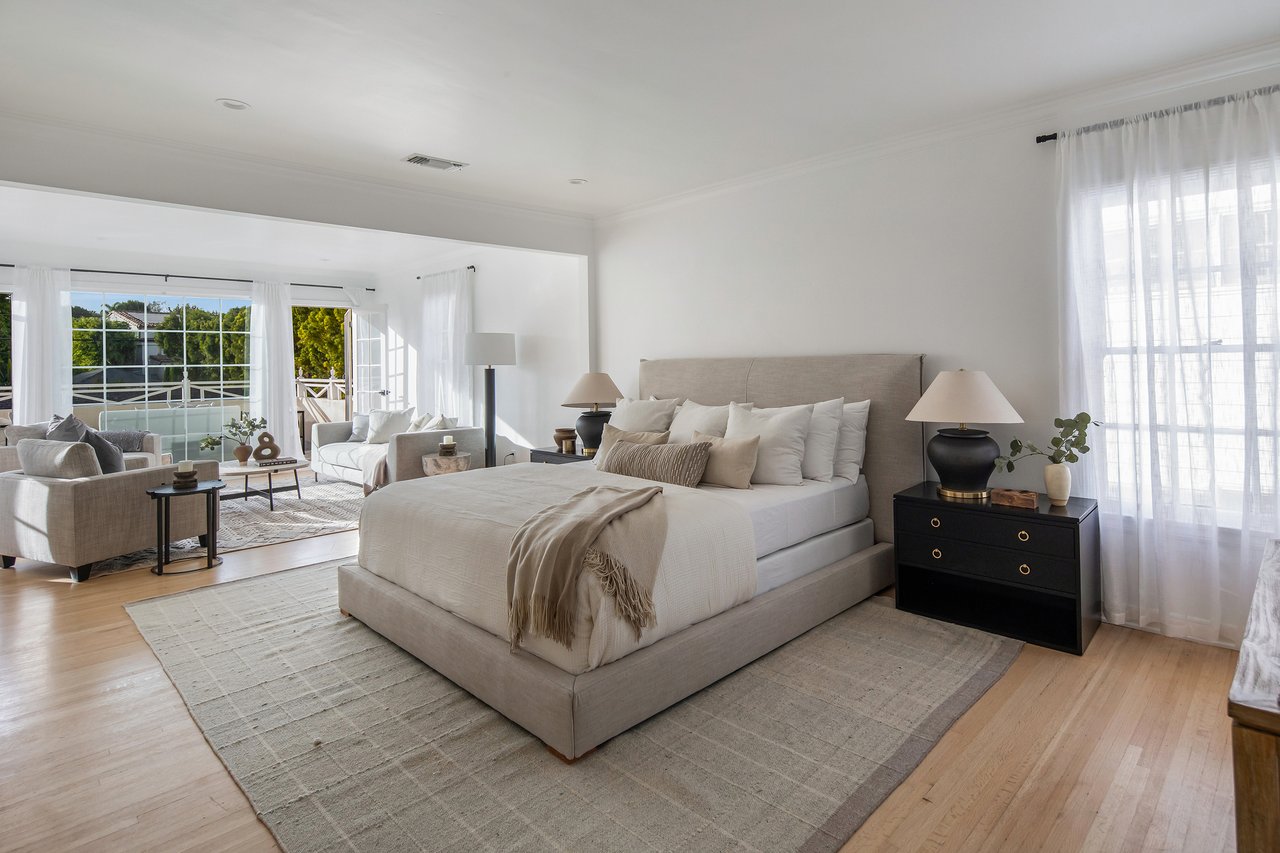625 N Sierra Dr, Beverly Hills