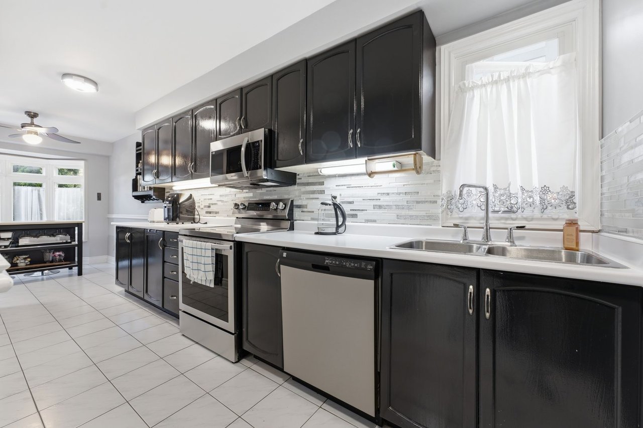 3050 Orleans Rd 111