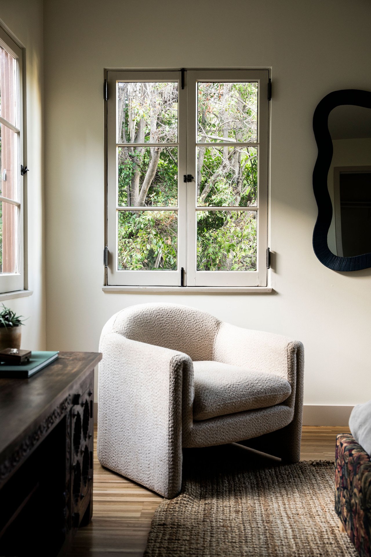 Vacant Trophy Silverlake Triplex With Reservoir Views