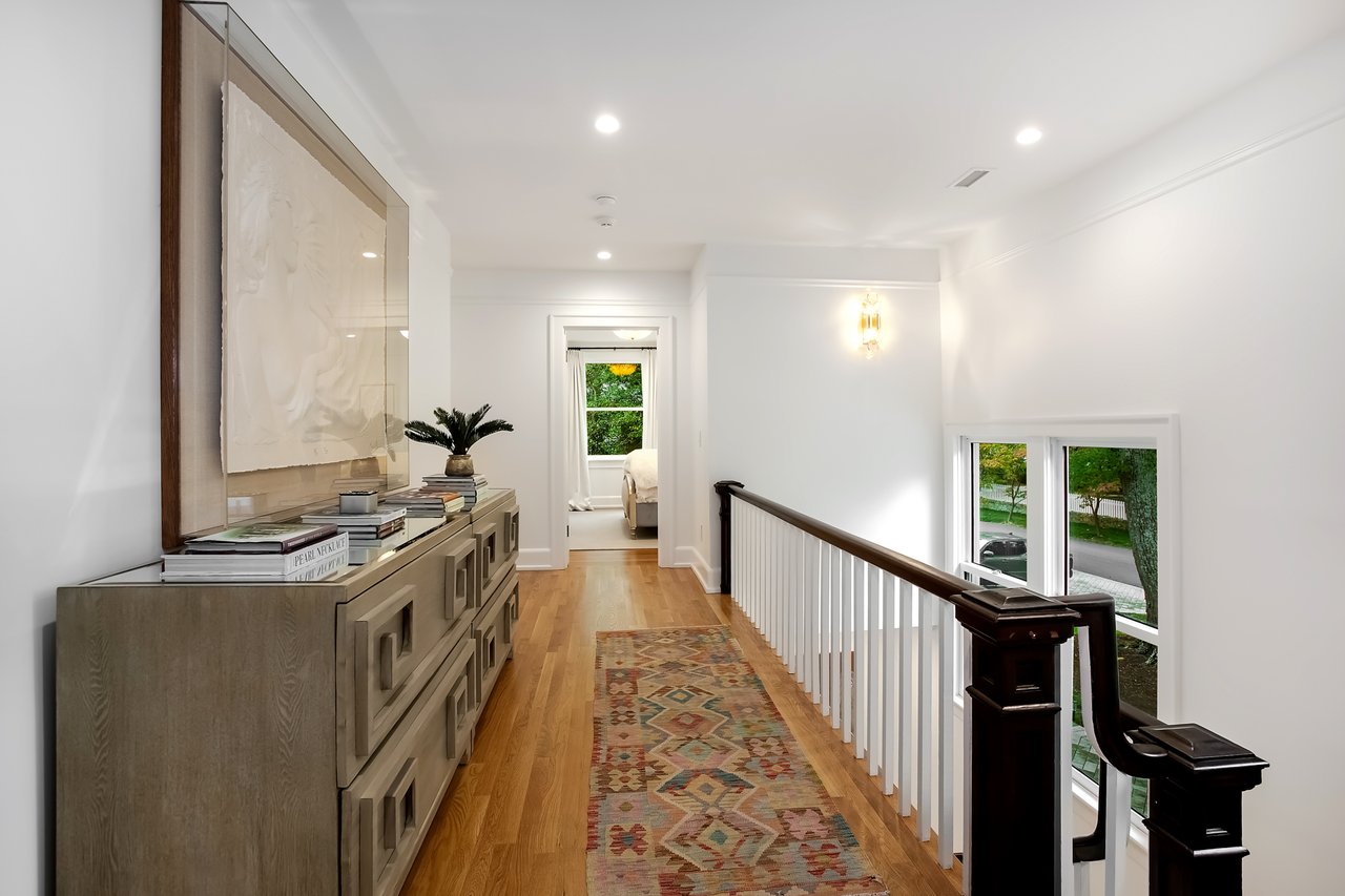 330 Tenney Cir