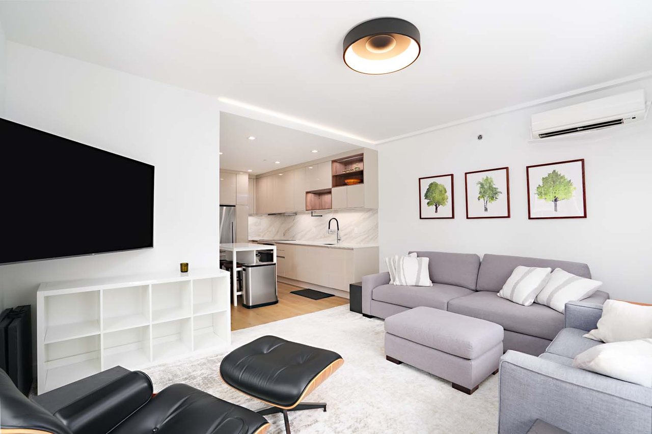 906 Bergen St #5B