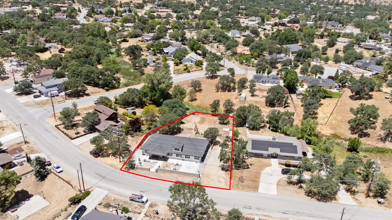21305 Country Club Dr. 