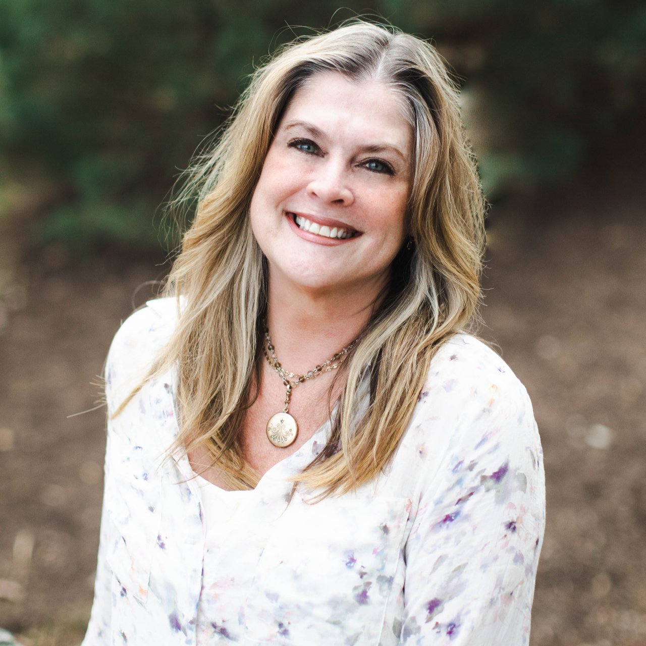 Wendy Rhodes (Memphis, TN) Real Estate Agent Headshot