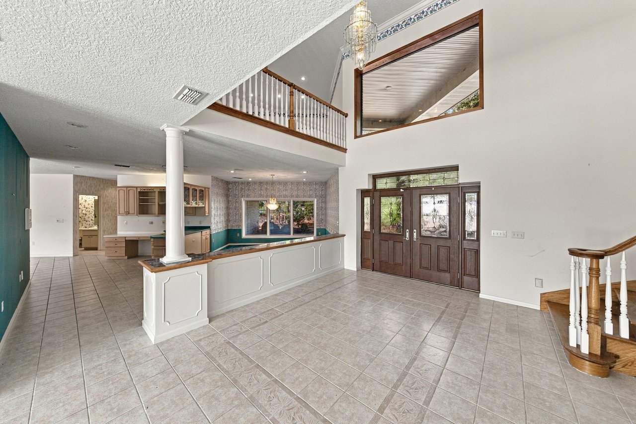 18728 LAKE IOLA RD