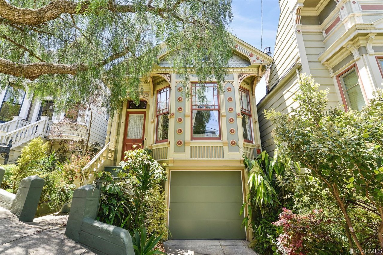 312 Caselli Ave