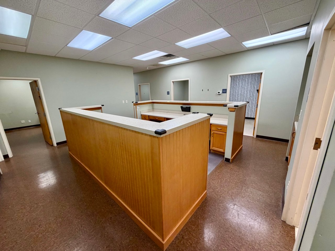 514 Mary Esther Cut Off NW