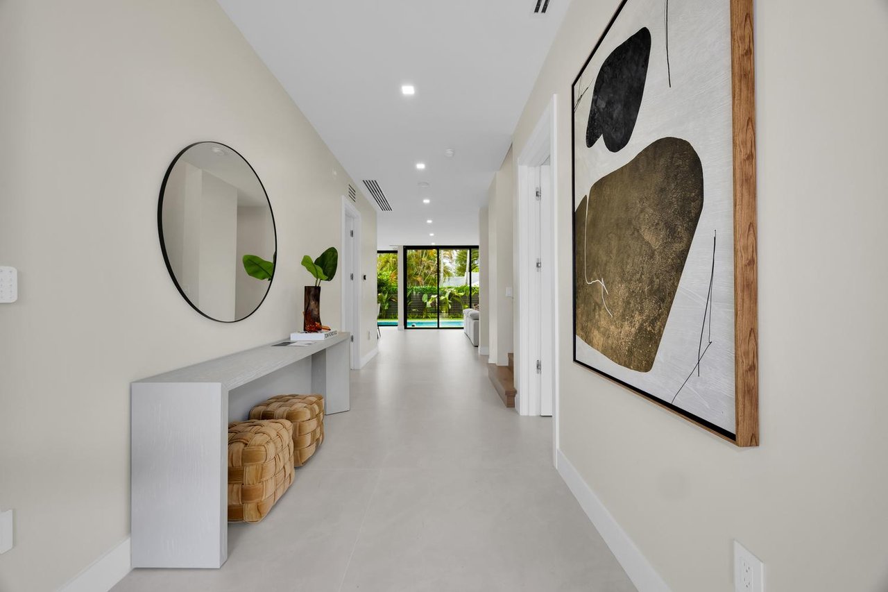 Sophisticated New Construction in the Heart of Miami