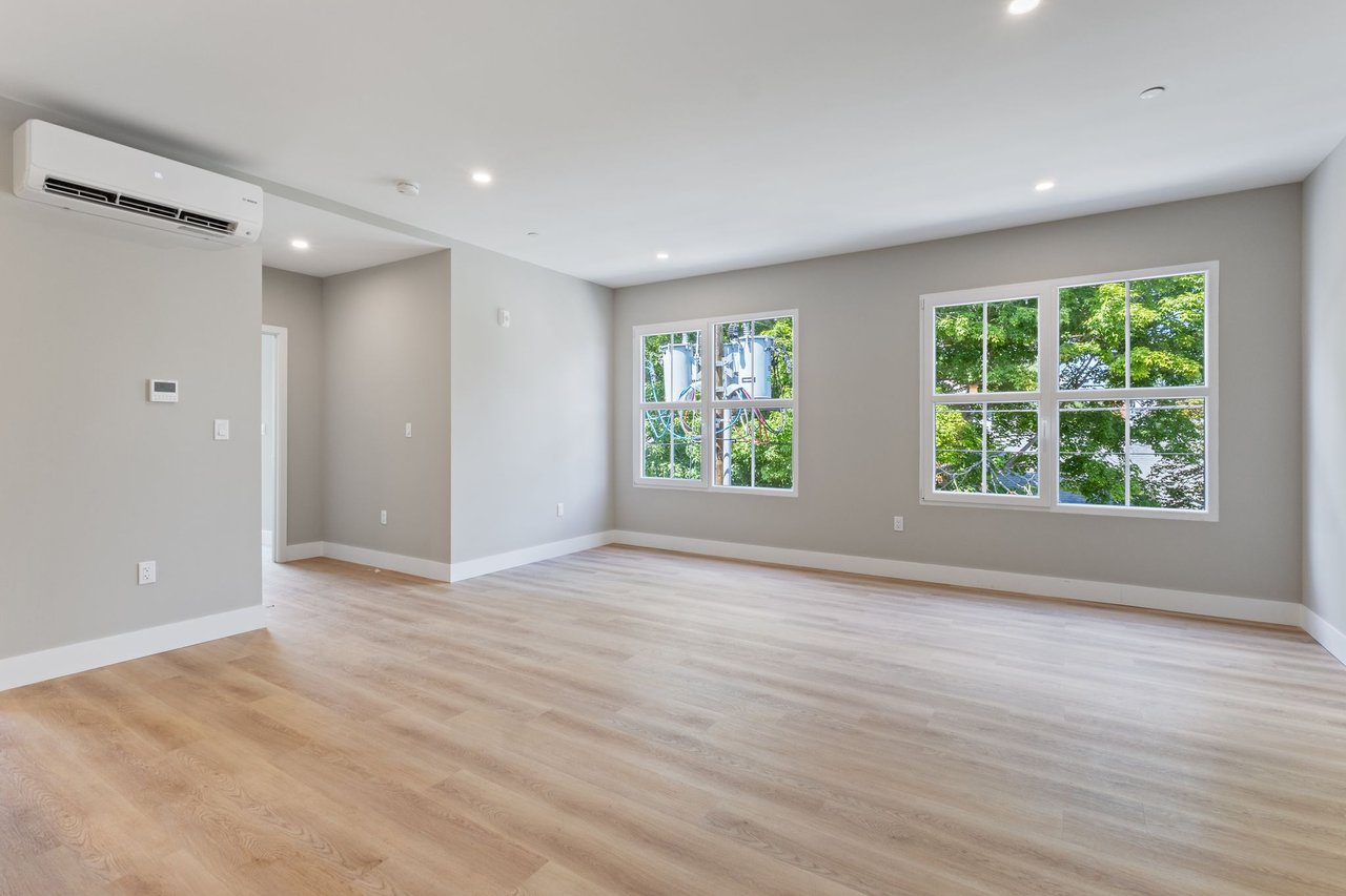 298 Main Street, 3E
