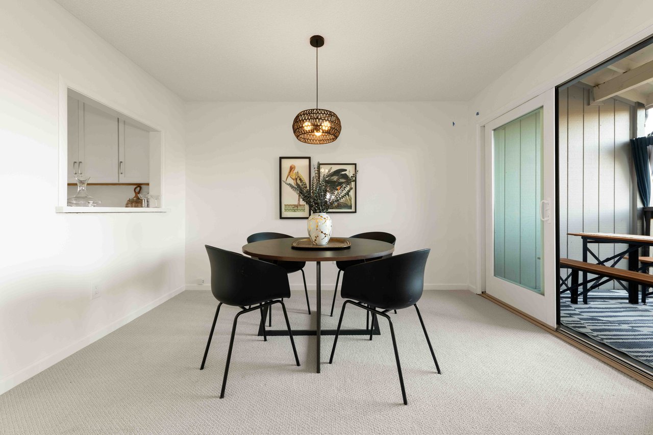125 Sylvia Way, San Rafael