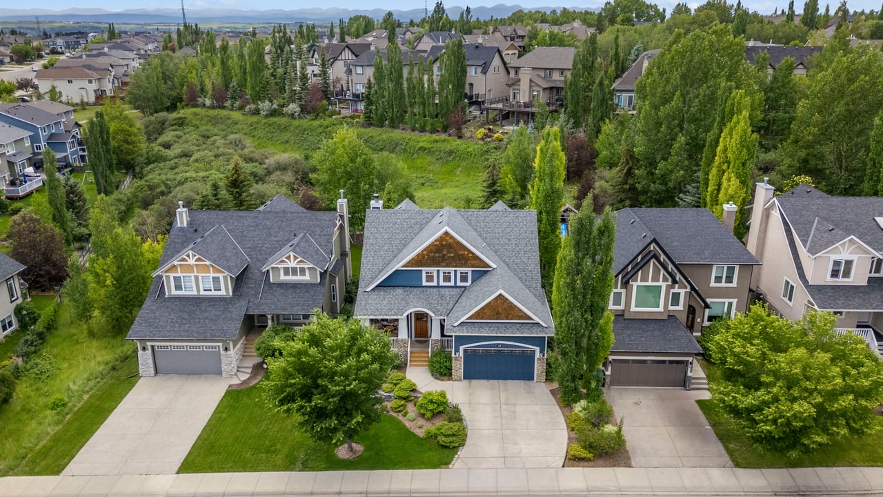 35 Tusslewood Drive NW