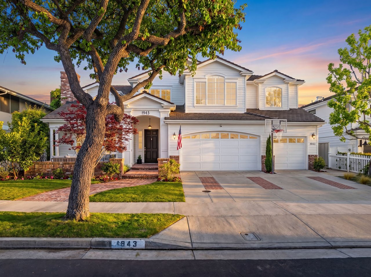 1943 Port Provence Place