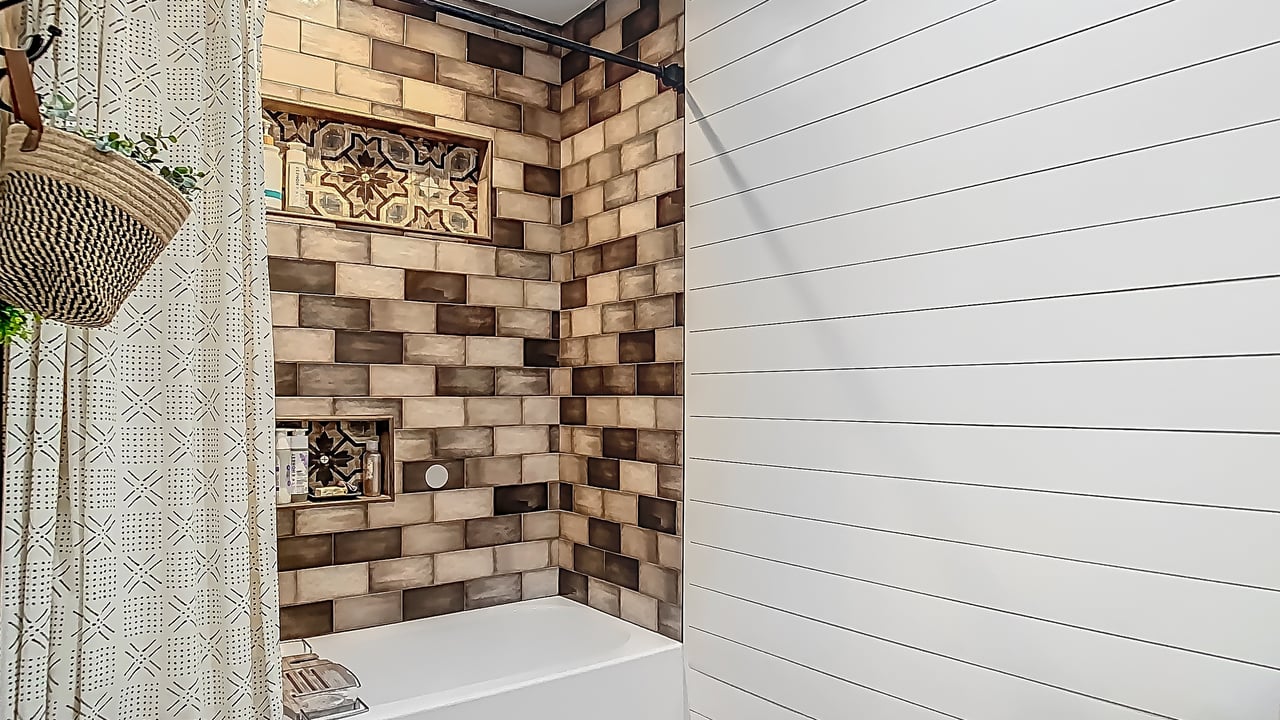 Peaceful 5-Bedroom Home in Altamonte Springs