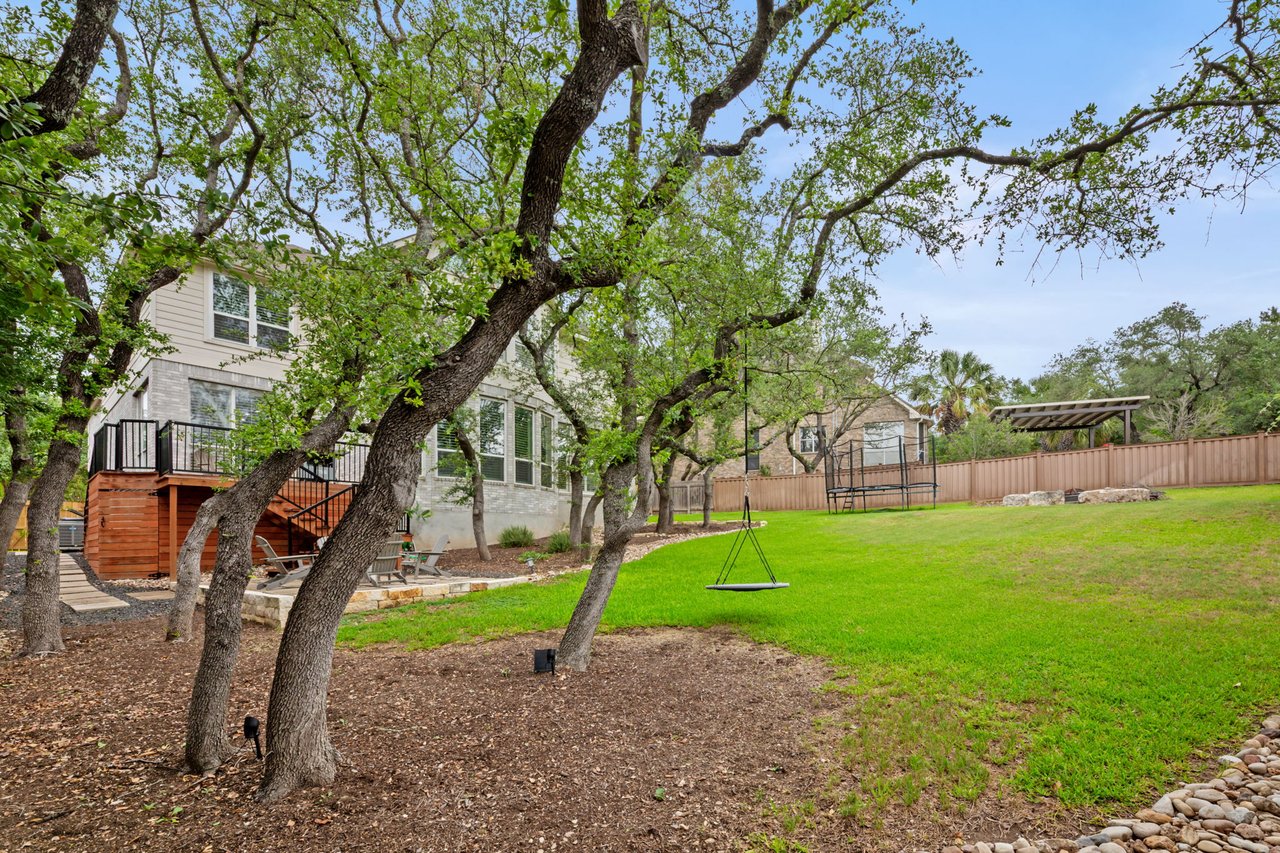 Elegant Cul-de-Sac Retreat in Steiner Ranch with Main-Level Guest Suite