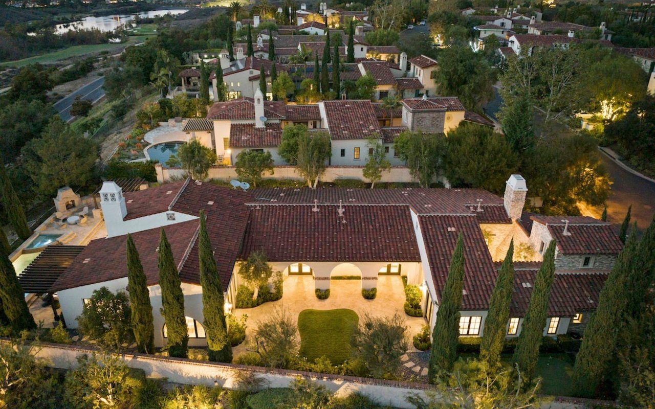 Sold Remodeled Shady Canyon Villa at 17 Prairie Grass in the City of Irvine California