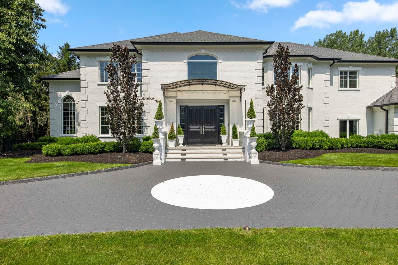 85 Sherwood Rd