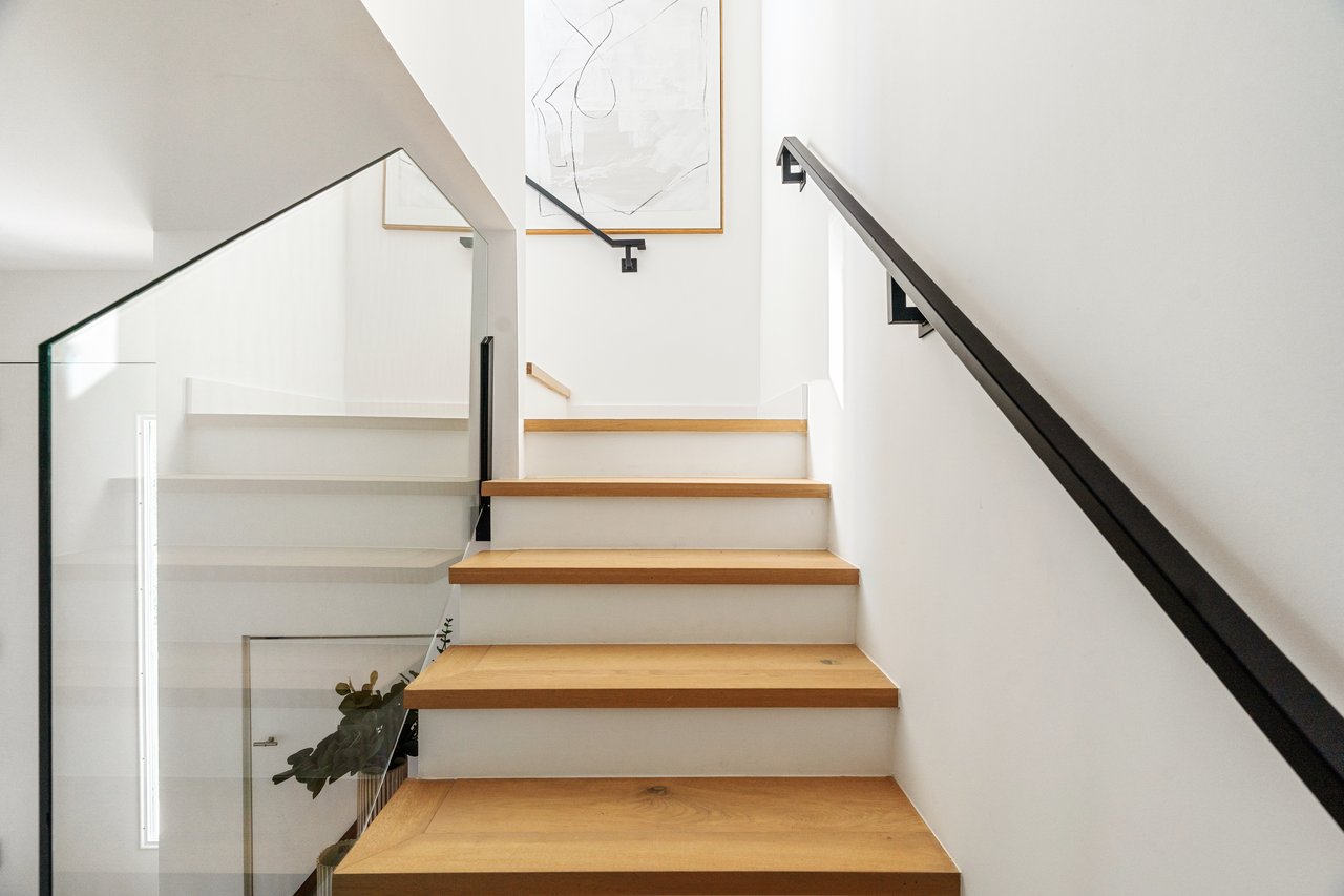 Ambrosia at Hillhurst