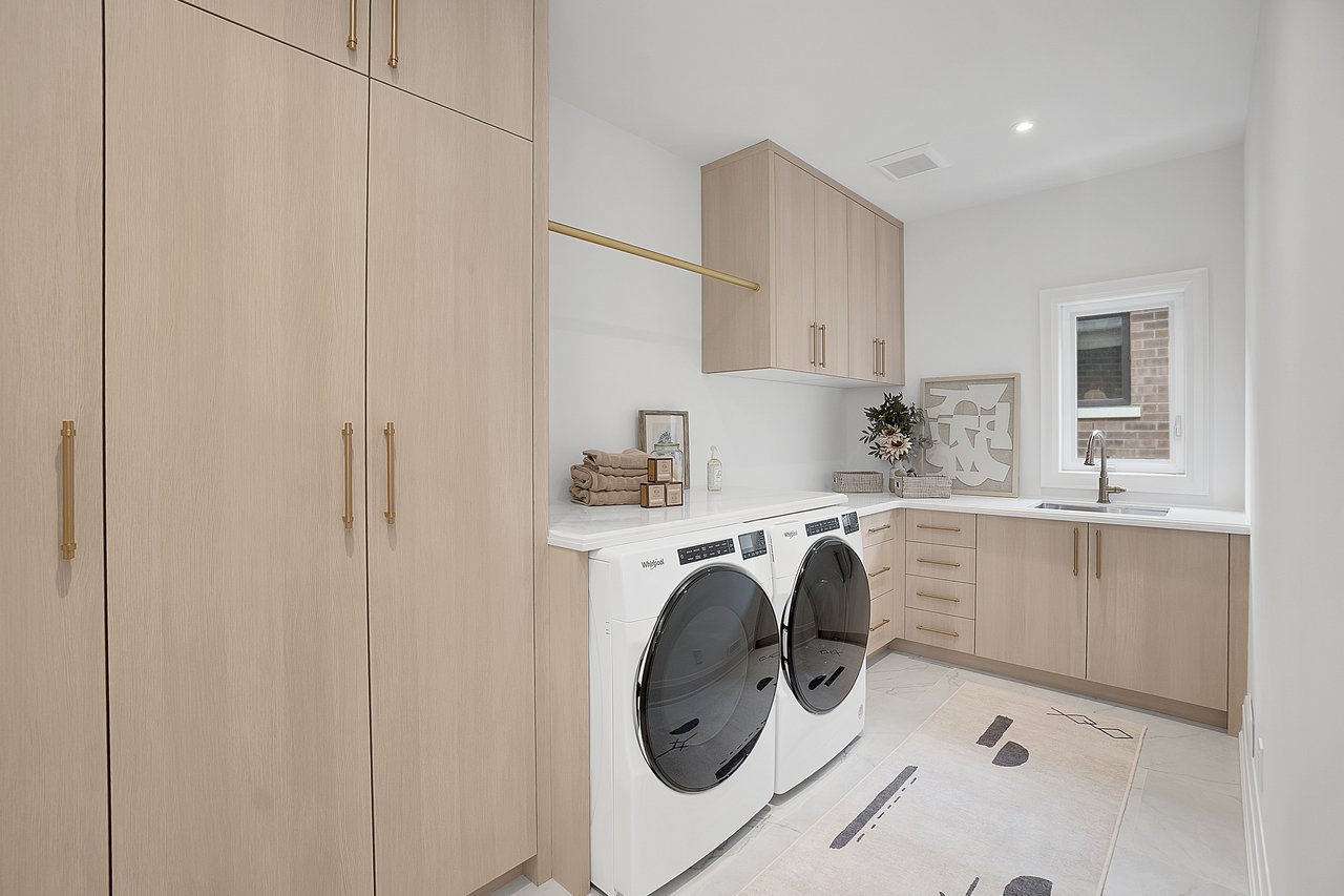 53B Puccini Drive, Richmond Hill Ontario