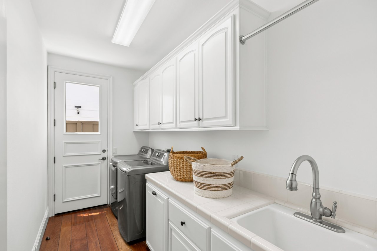 1943 Port Provence Place
