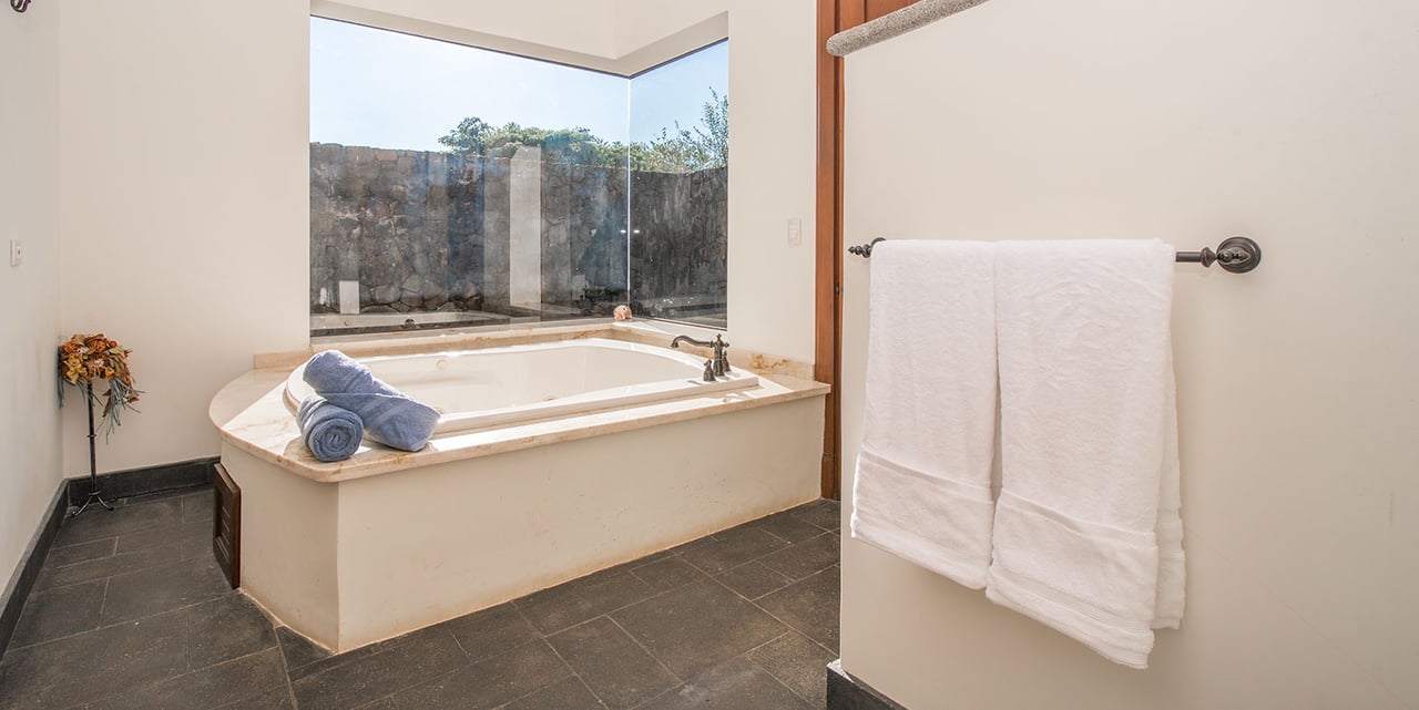 Casa Luna | Neo-Colonial Luxury Residence in Hacienda Pinilla