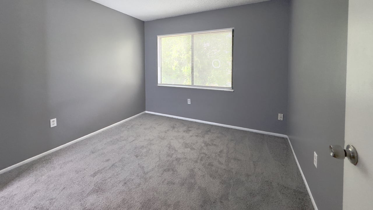 Lake Baldwin Area Townhouse with Private Garden Patio