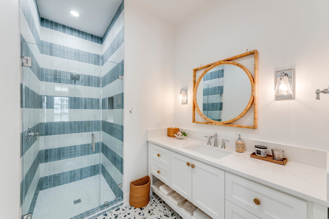 Dewdrop Street, 6110 Sq. Ft.