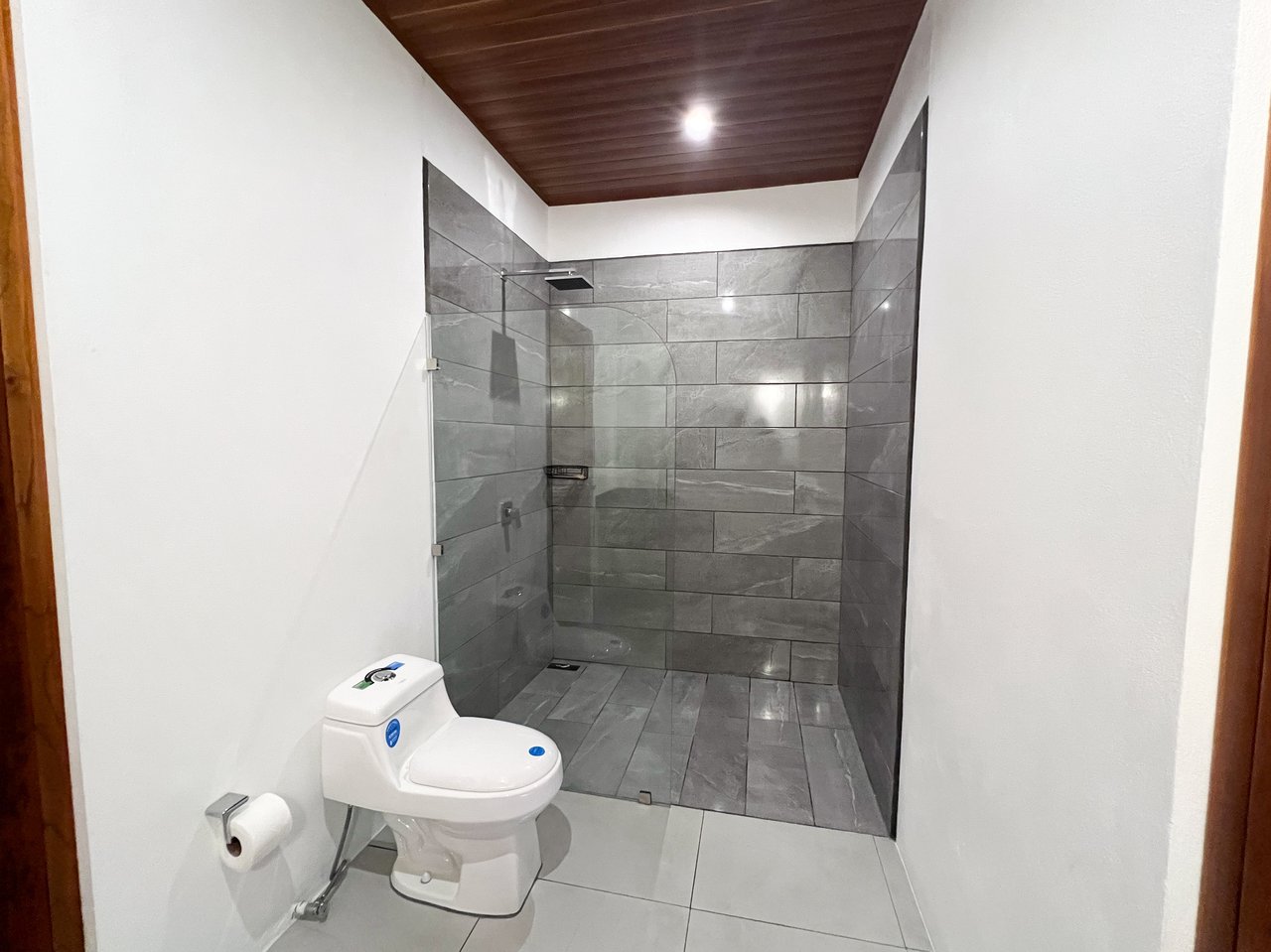Clean, Modern Home Near Uvita Beach – Perfect Rental or Getaway