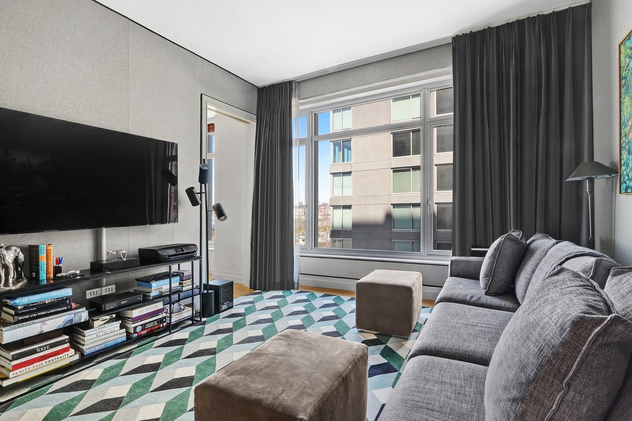  70 Vestry Street, #4B