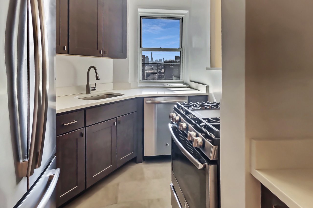 2171 Madison Avenue Unit: 11H