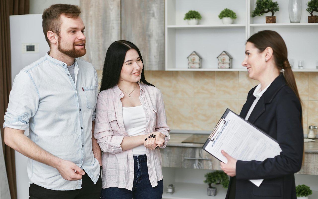 Buy or Wait? 5 Questions to Ask Yourself if You Are Looking for a New Home in Savannah, GA and Chatham County