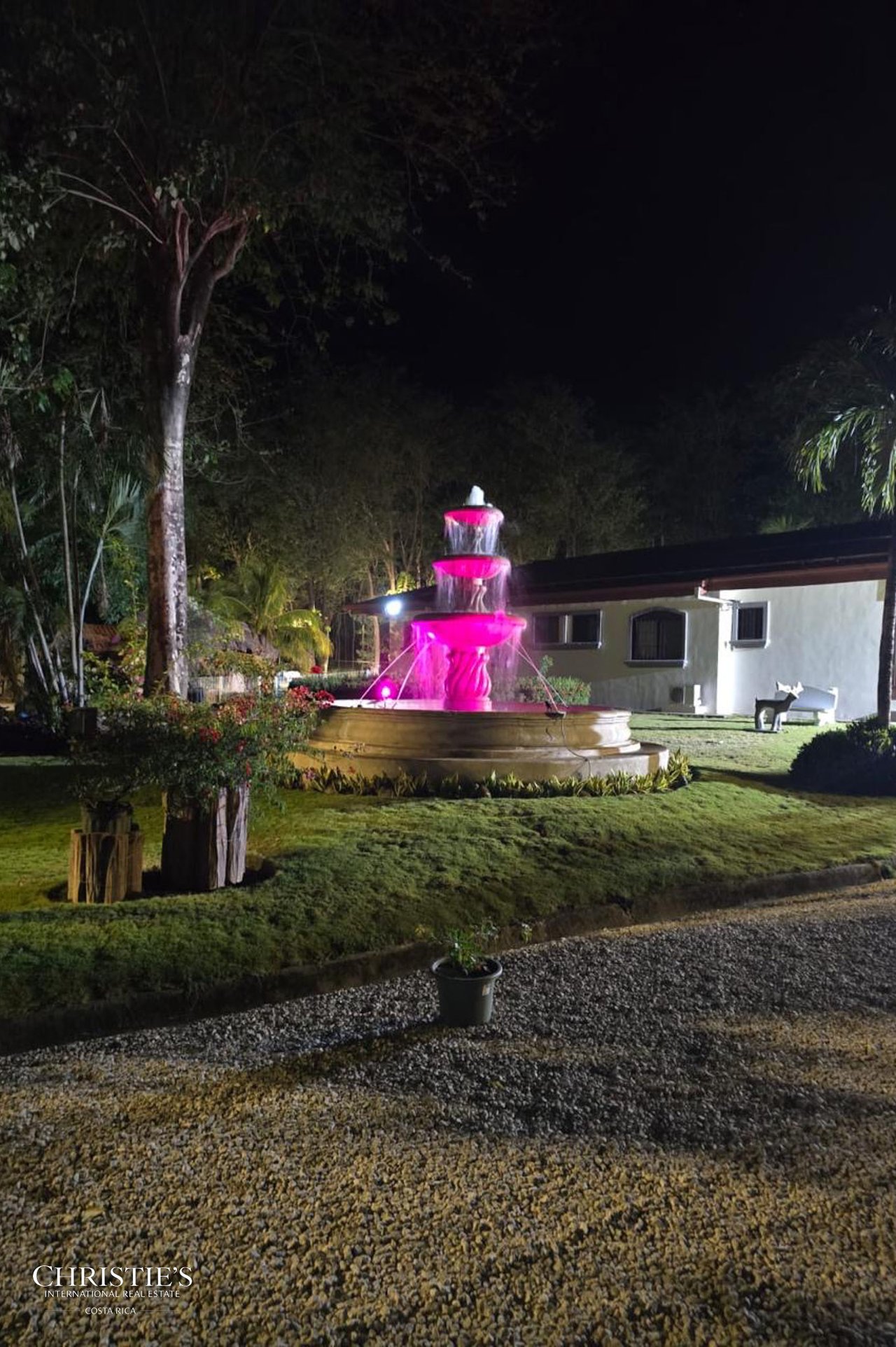 Private Estate Close to the Coast - Rancho Las Melinas