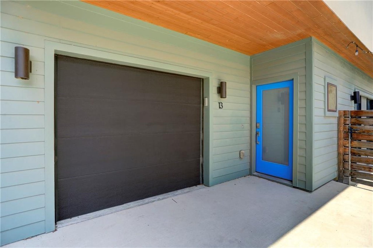 2101 Montopolis Dr #13