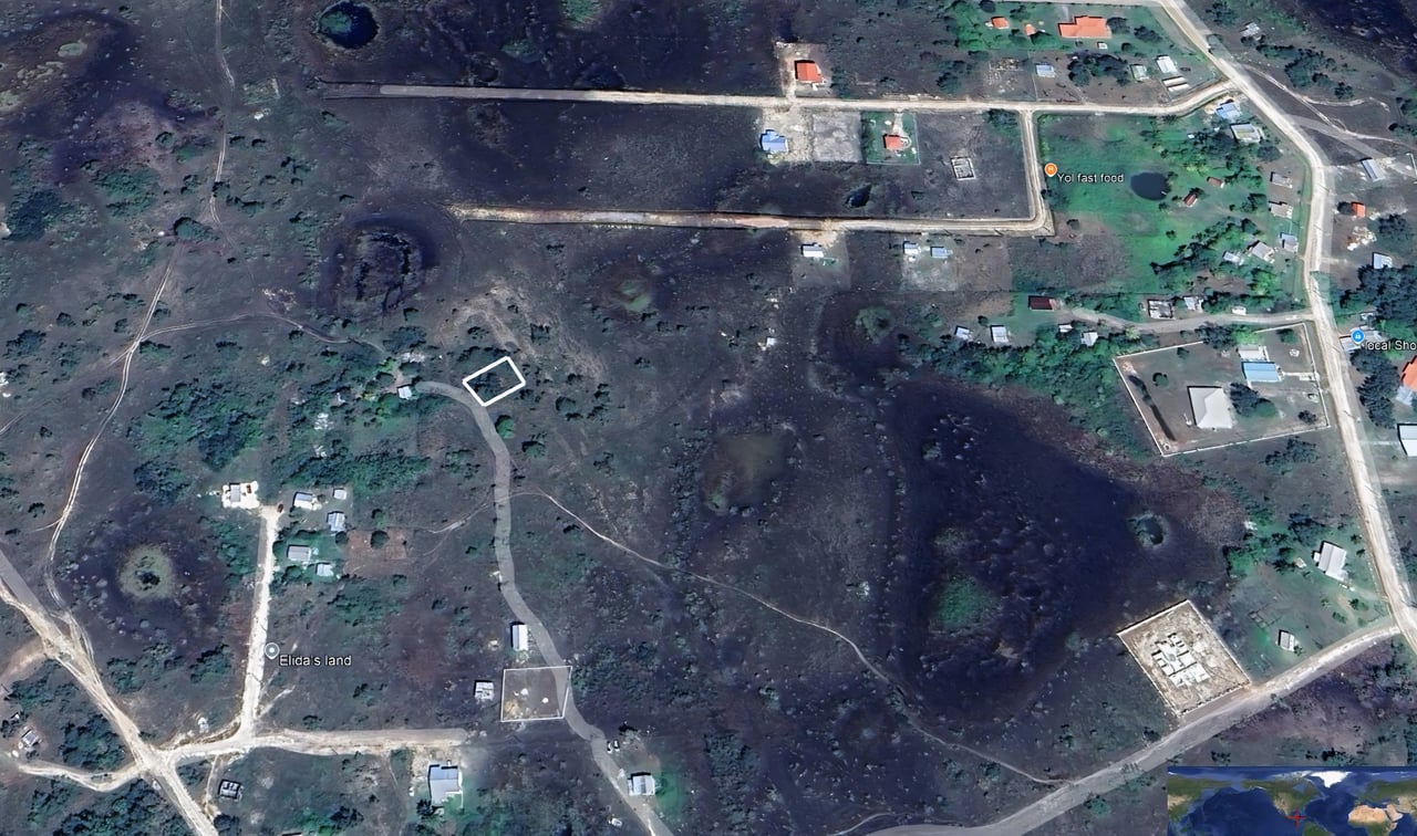 Vacant Residential Lot | Lords Bank, Belize District | Old Well Area Lot Size: 80' x 100' (8,000 sq ft) | 20 Ft Above Sea Level | Clear Title Asking Price: USD $14,000 | BZD $28,000