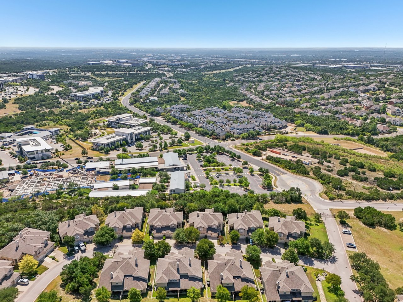 Elegant Condo in Gated community -Great location 