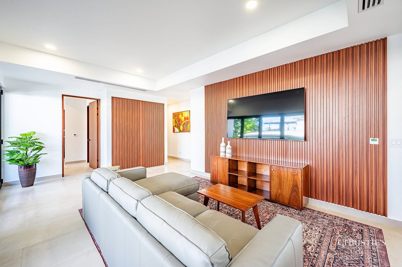 A Private Collection of Five Luxury Beachfront Villas - Rio Mar
