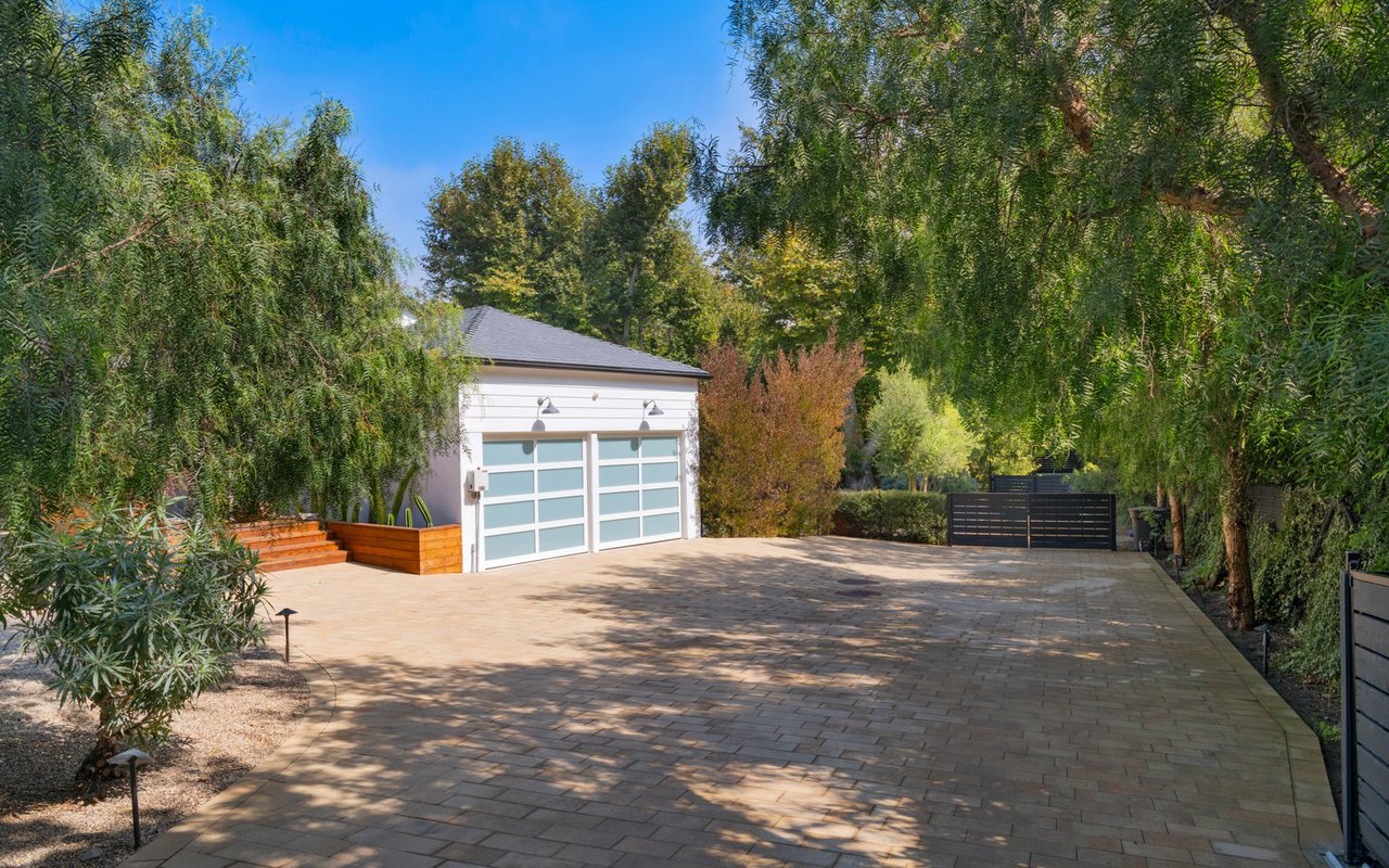 Resort-Style Malibu Oasis