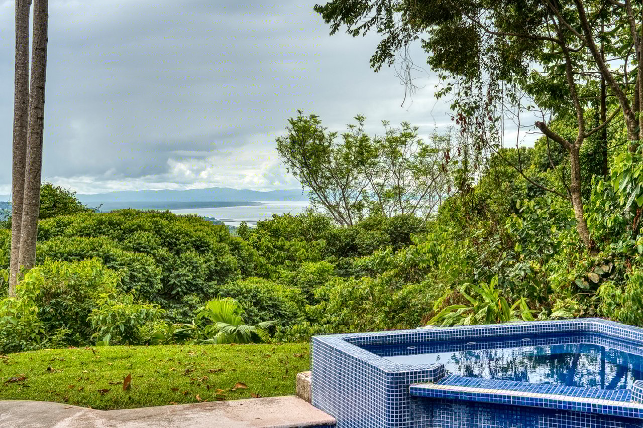 Ocean View home in Ventanas with Privacy