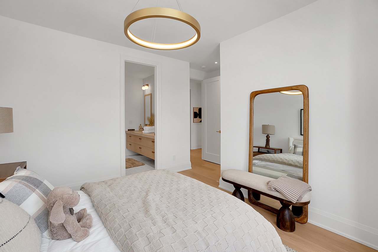 53B Puccini Drive, Richmond Hill Ontario