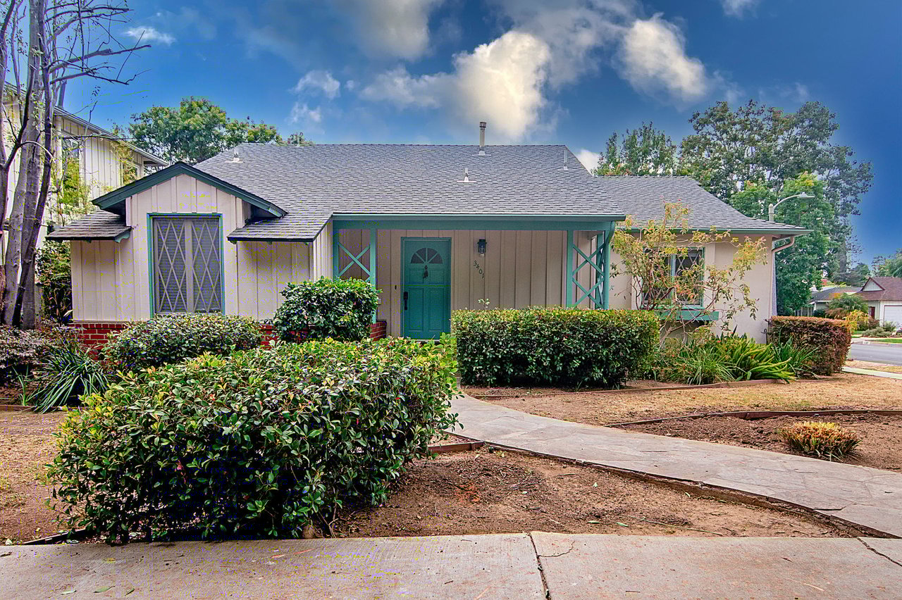 3401 Corinth Ave