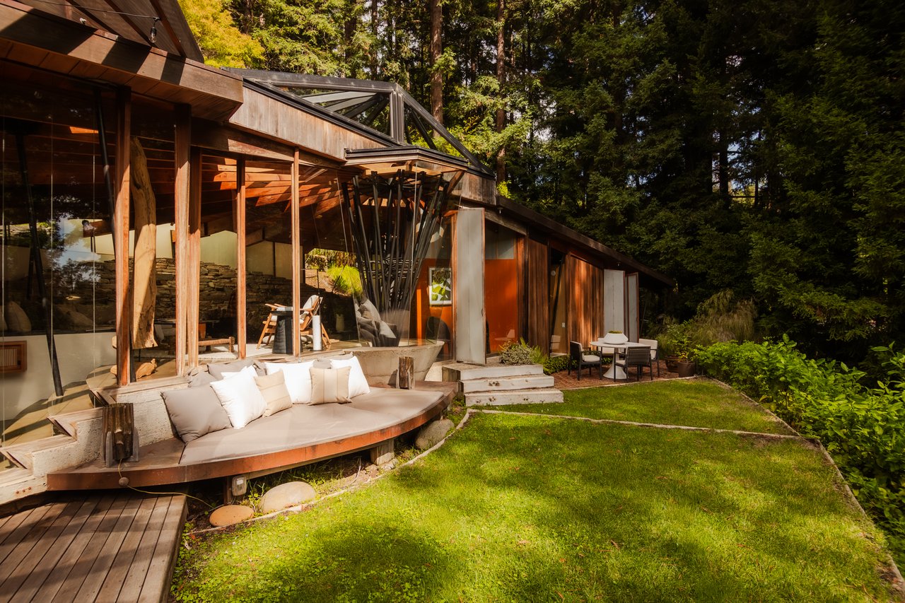 The Radius House
