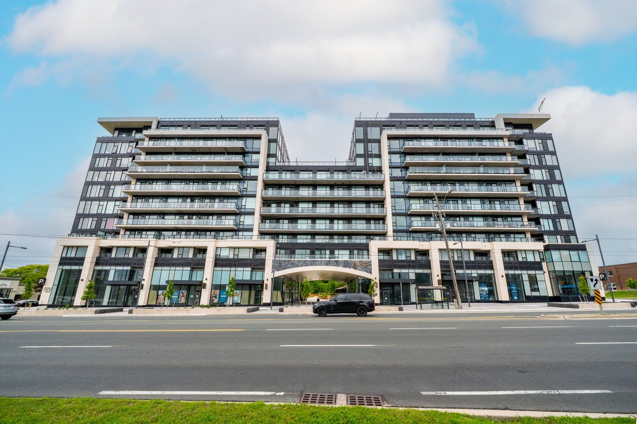 8188 Yonge Street, 235