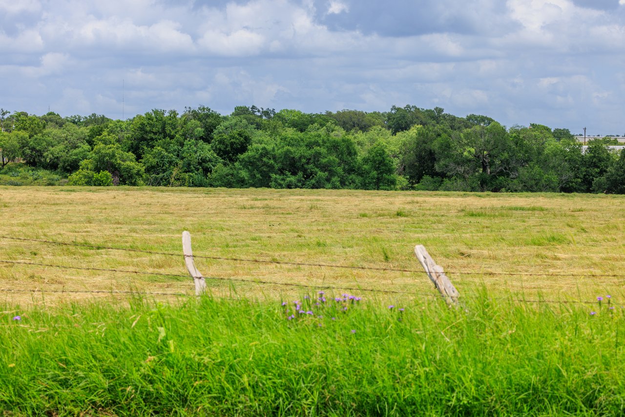 Live Oak Creek Ranch 