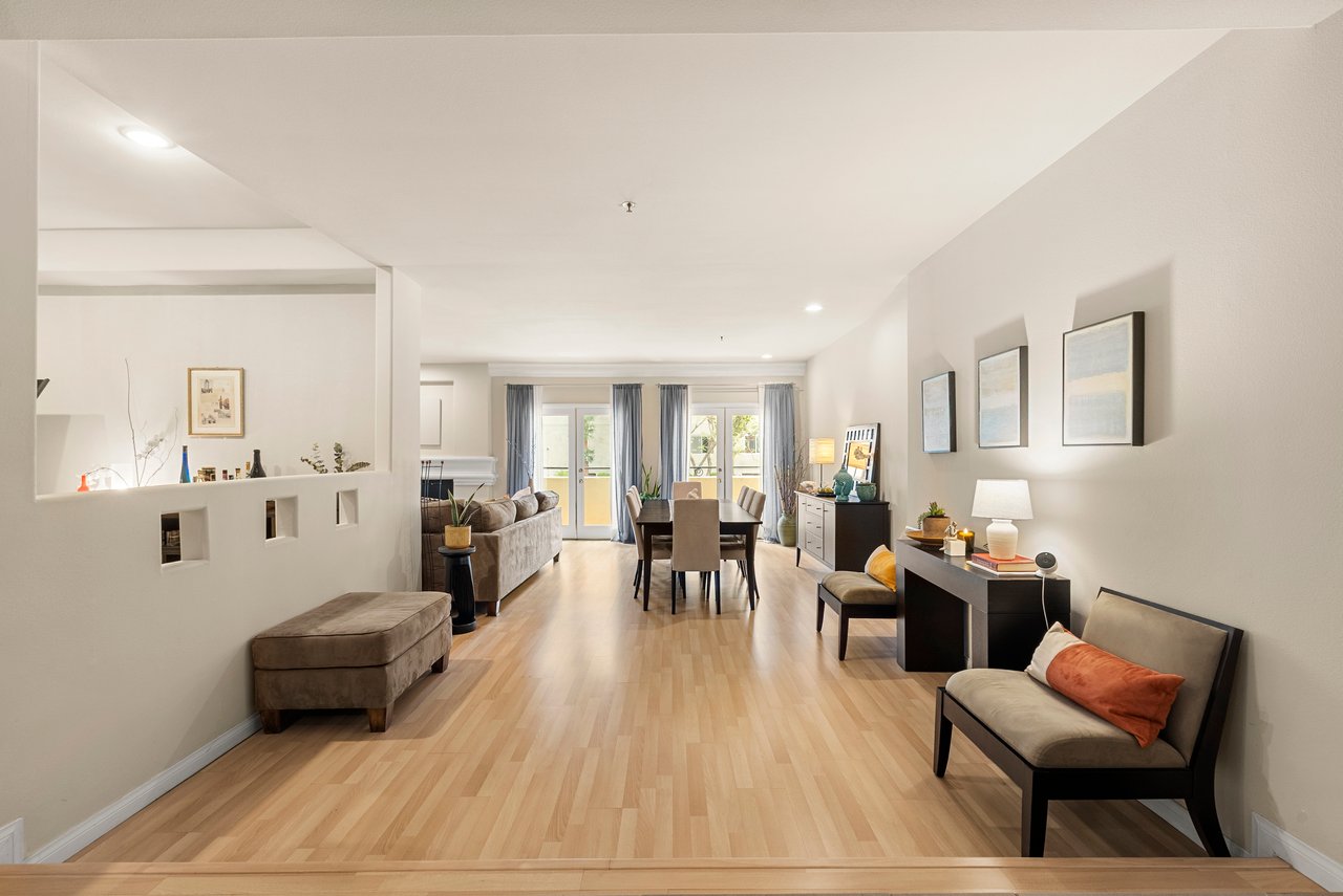 12011 Goshen Ave Unit: 102