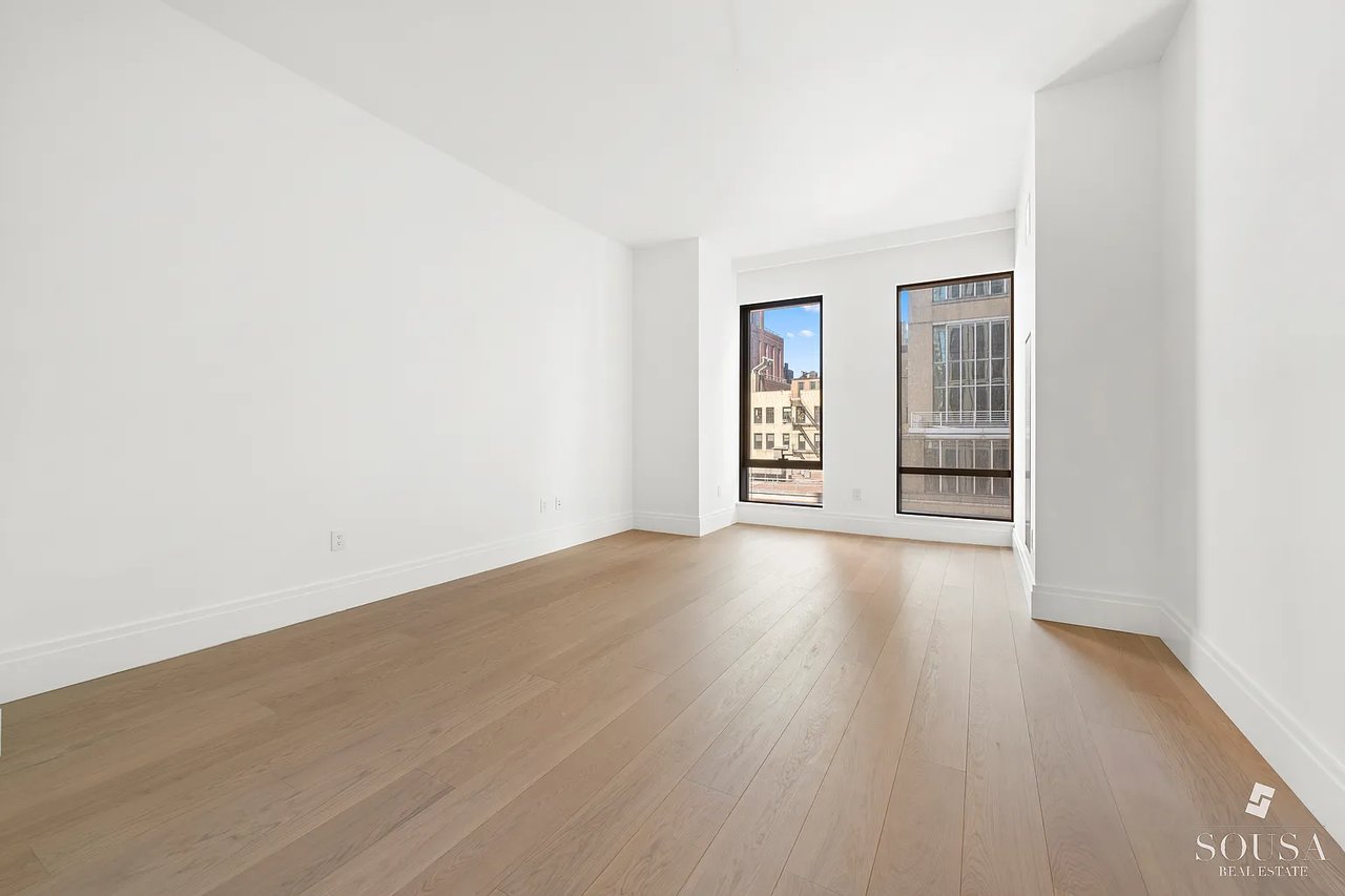 50 W 66th St #8A
