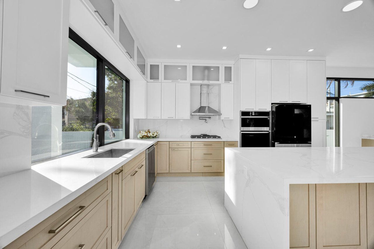 Modern New Construction in Miami Springs