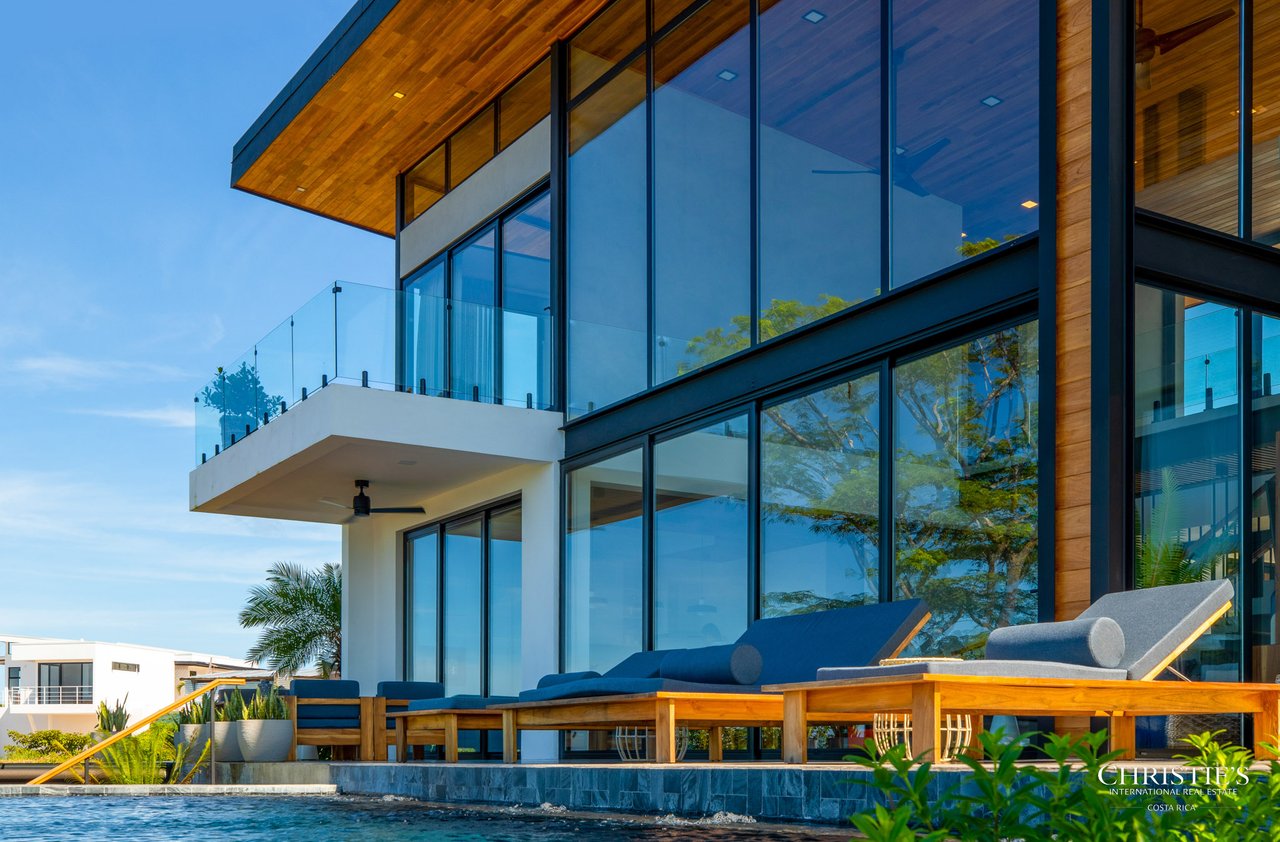 Tropical Luxury Ocean View Garden House Villa