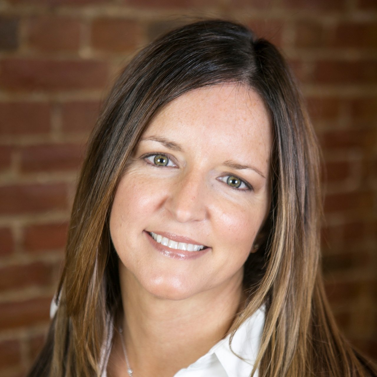Robin Anderson Media, PA Real Estate Agent Headshot